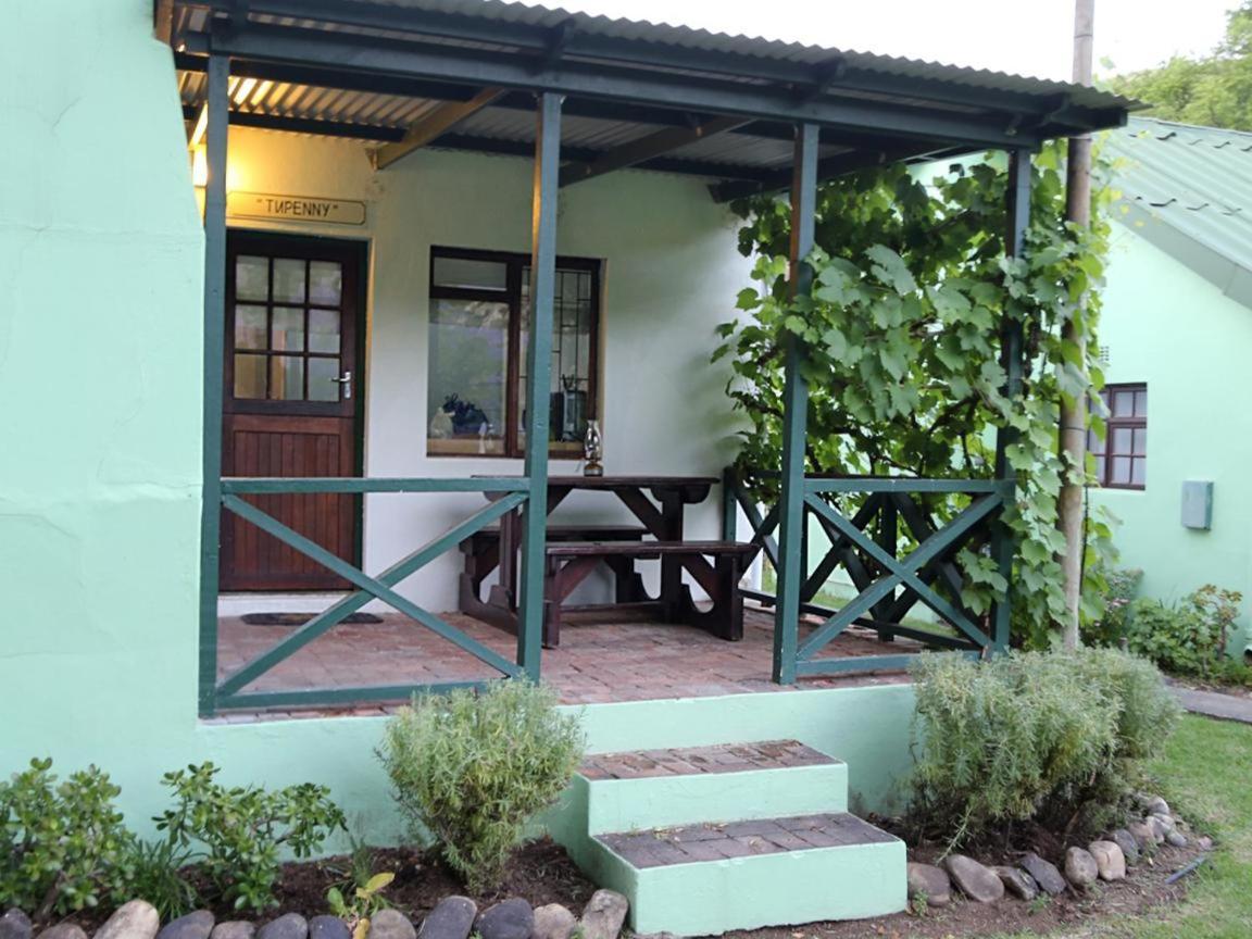 Rainbow Glen Self Catering Chalets Montagu Room photo